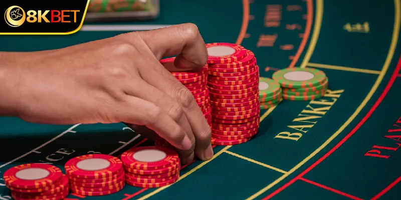 Cách chơi baccarat 8KBET là gì